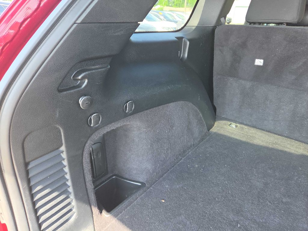 Photo 31 of this JEEP GRAND CHEROKEE