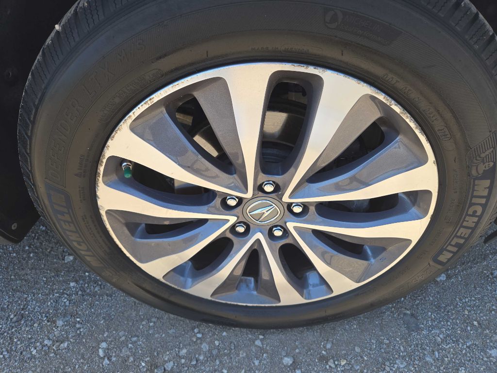 Photo 37 of this ACURA MDX
