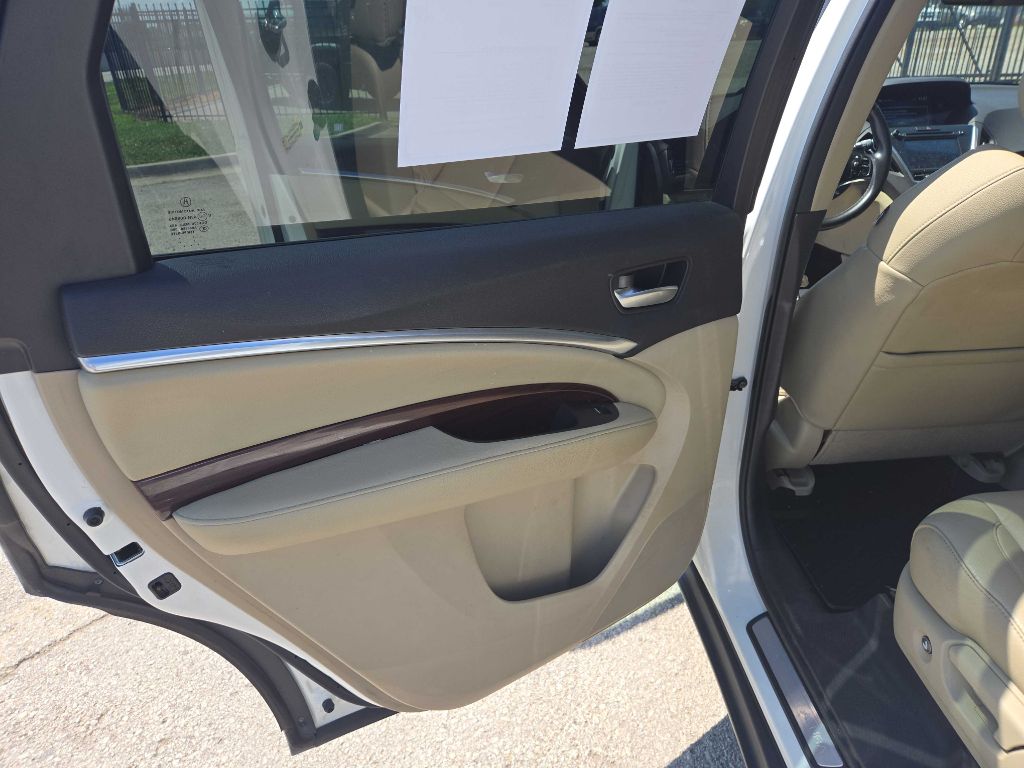Photo 12 of this ACURA MDX