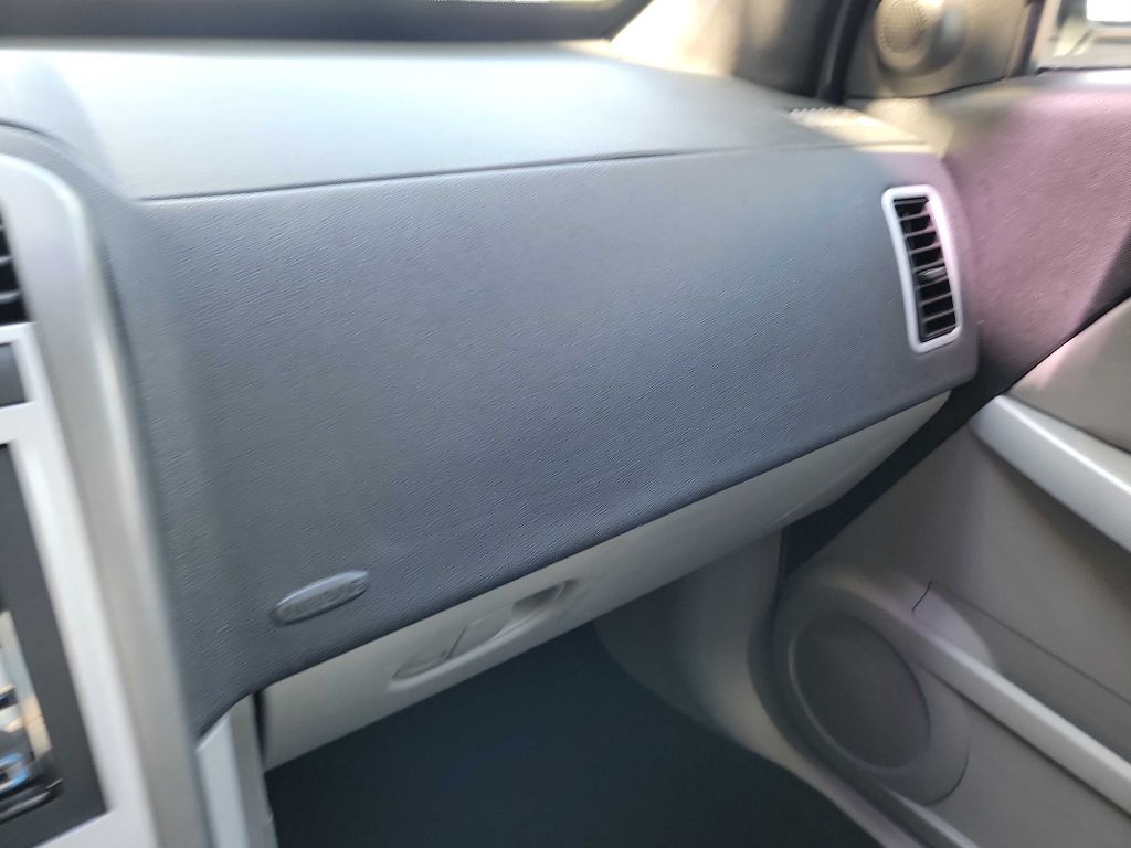 Photo 22 of this CHEVROLET EQUINOX