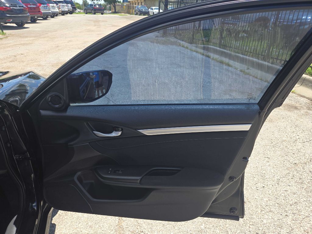 Photo 20 of this HONDA CIVIC