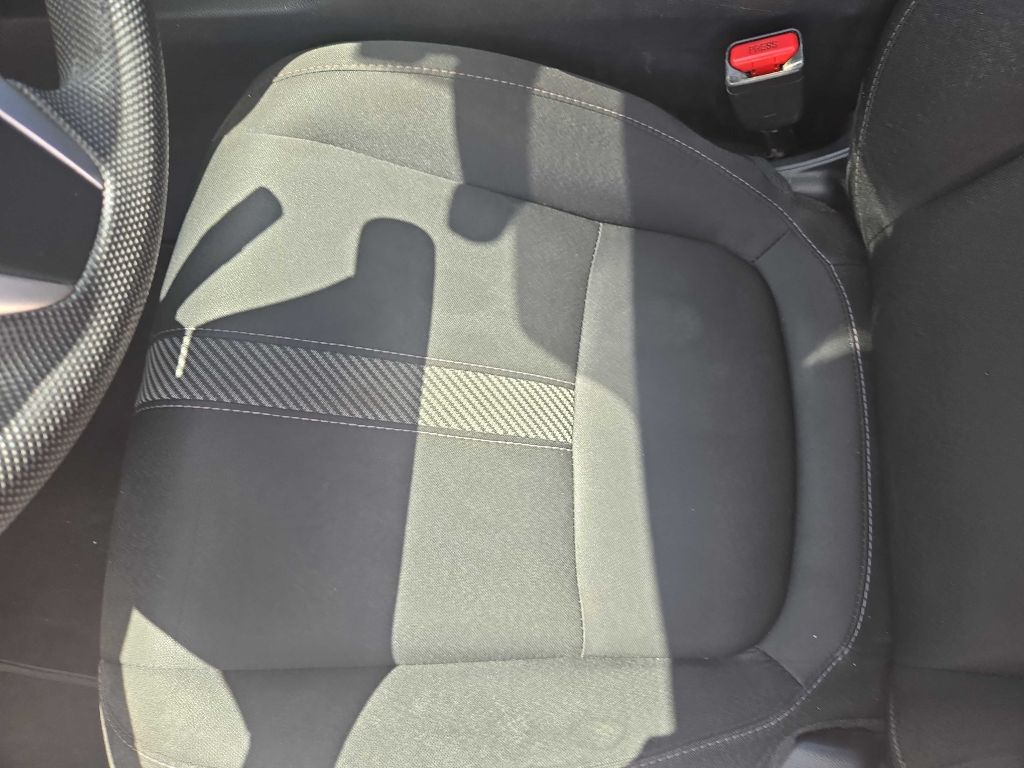 Photo 12 of this HONDA CIVIC