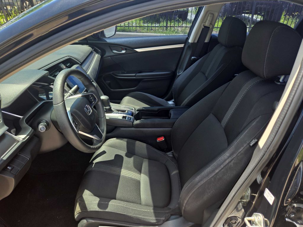 Photo 9 of this HONDA CIVIC