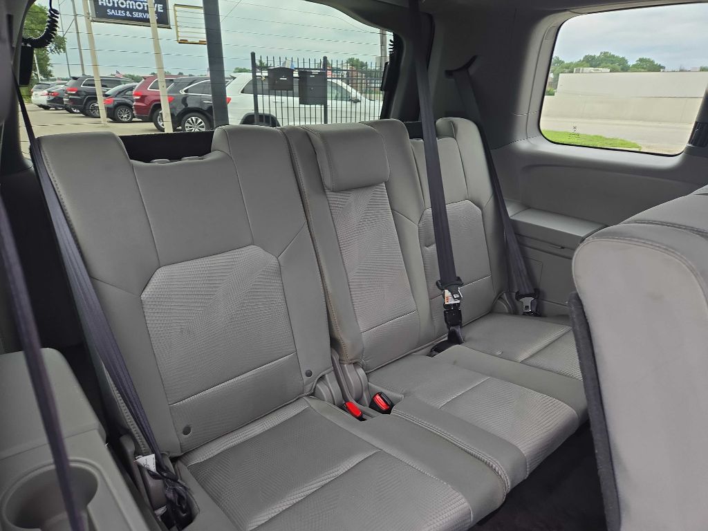 Photo 23 of this HONDA PILOT
