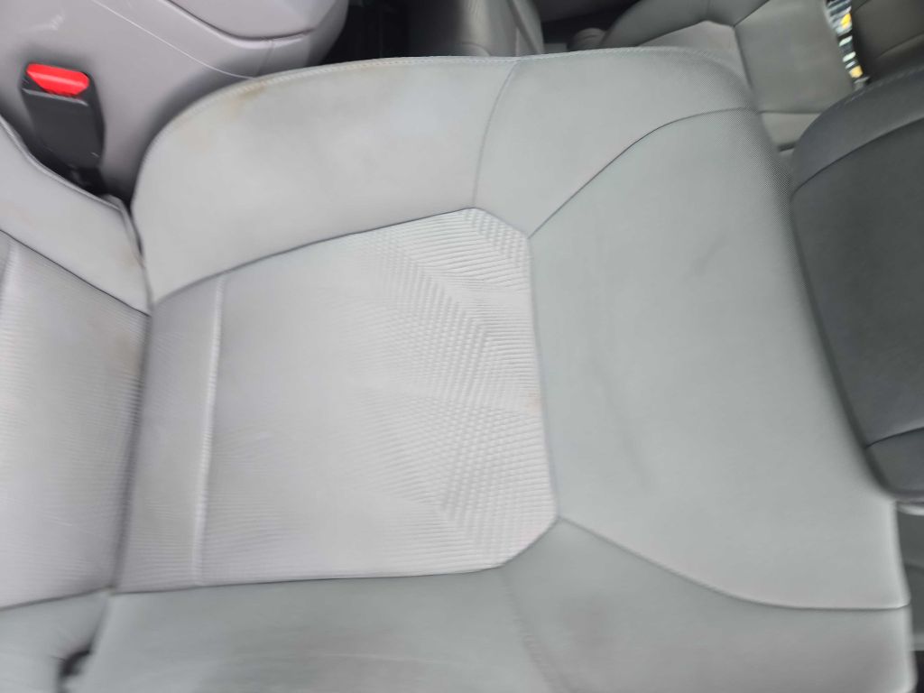 Photo 11 of this HONDA PILOT