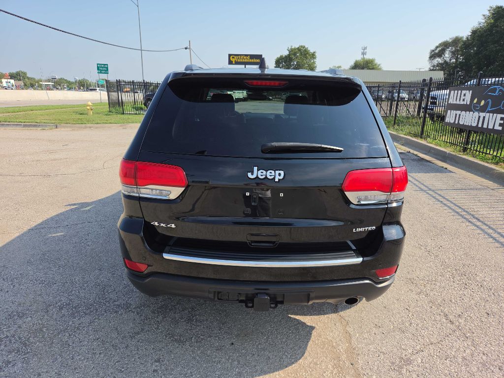 Photo 2 of this JEEP GRAND CHEROKEE
