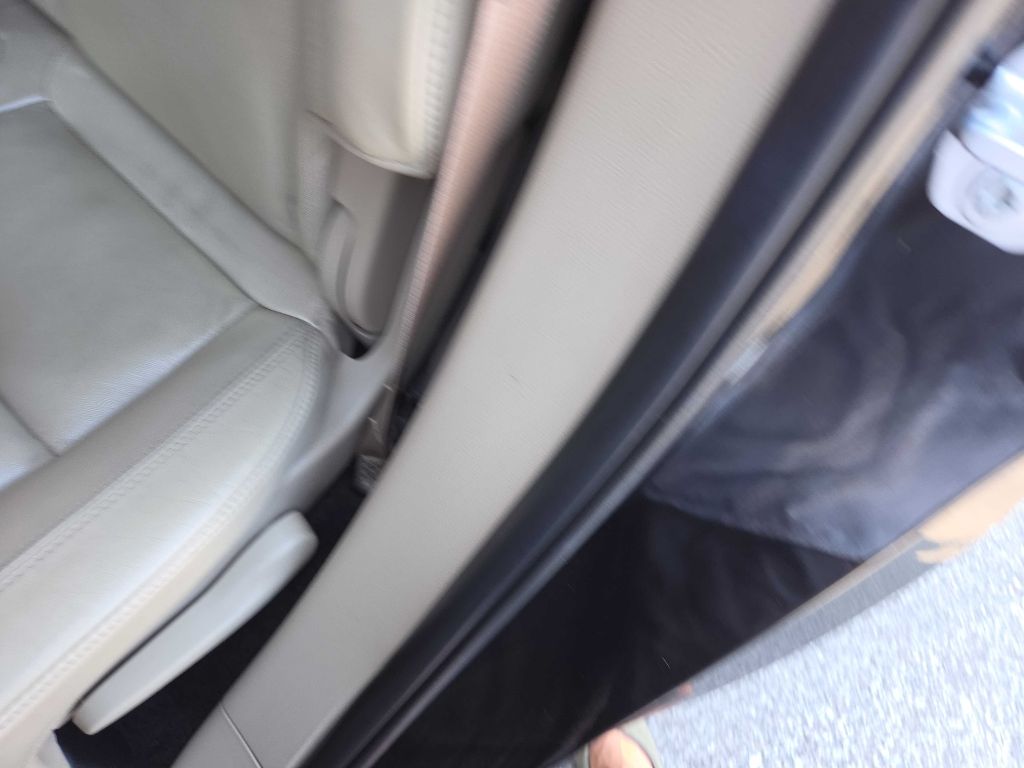 Photo 30 of this JEEP GRAND CHEROKEE
