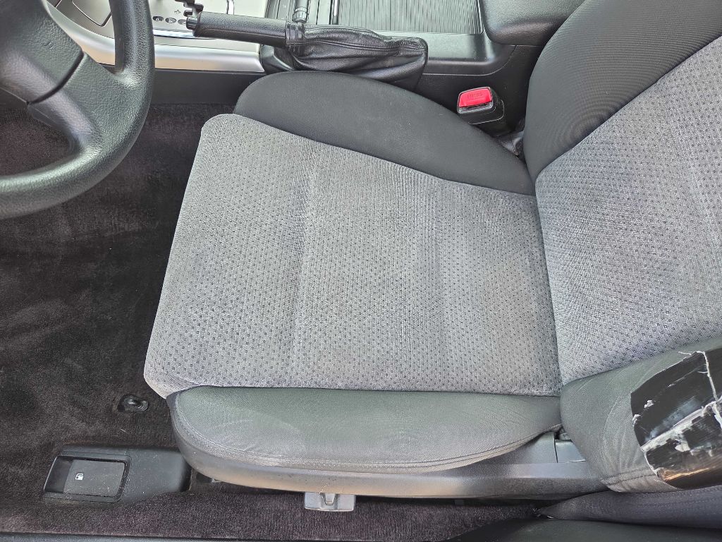 Photo 10 of this SUBARU OUTBACK LEGECY