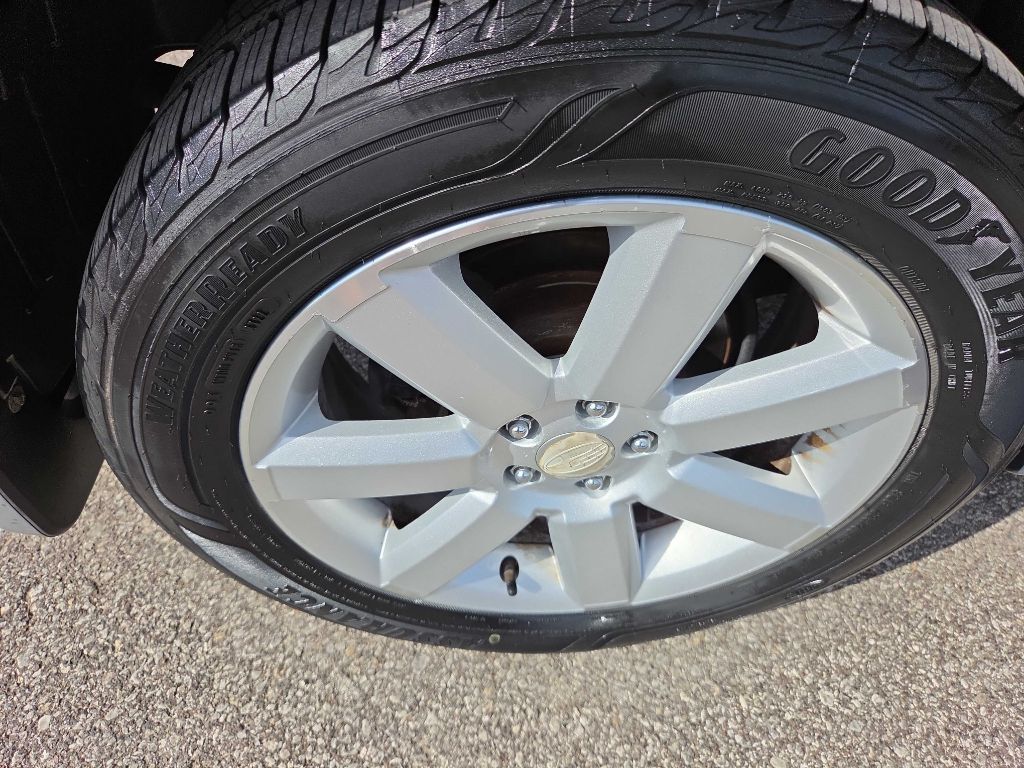 Photo 30 of this SUBARU OUTBACK LEGECY