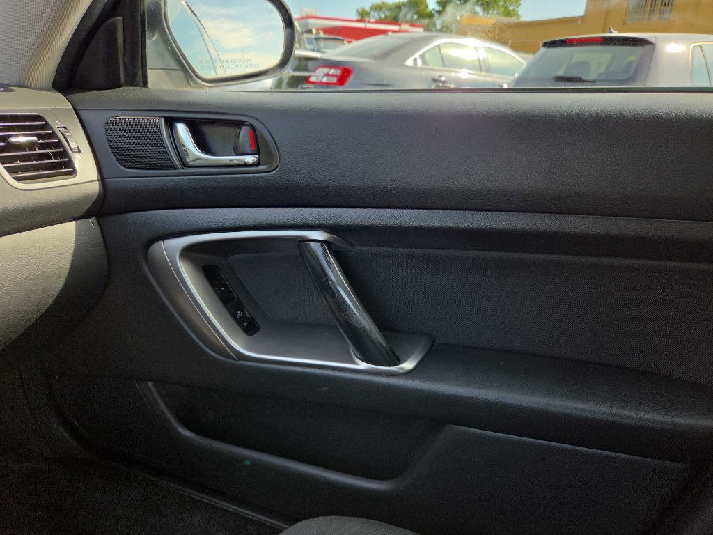Photo 21 of this SUBARU OUTBACK LEGECY