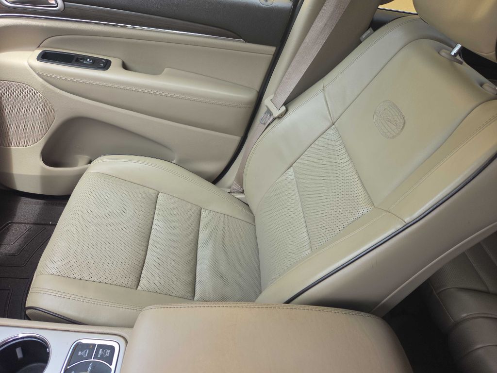 Photo 14 of this JEEP GRAND CHEROKEE