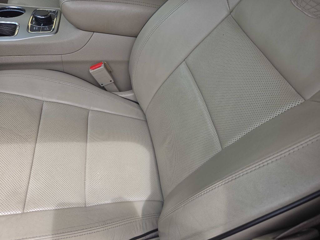 Photo 11 of this JEEP GRAND CHEROKEE
