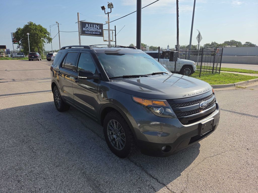 Photo 7 of this FORD EXPLORER
