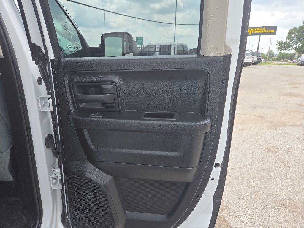 Photo 19 of this RAM 1500