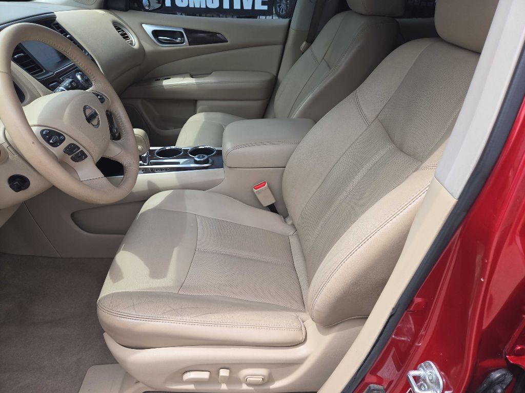 Photo 10 of this NISSAN PATHFINDER