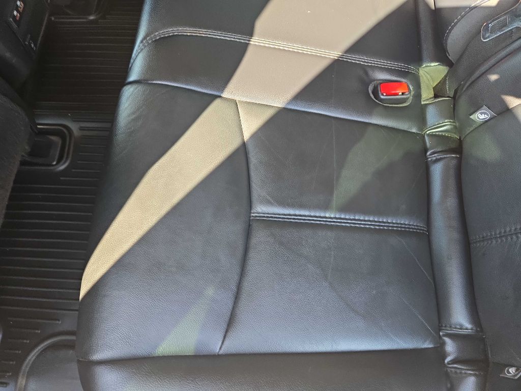 Photo 15 of this NISSAN PATHFINDER