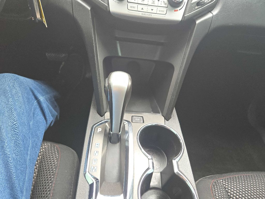Photo 30 of this CHEVROLET EQUINOX