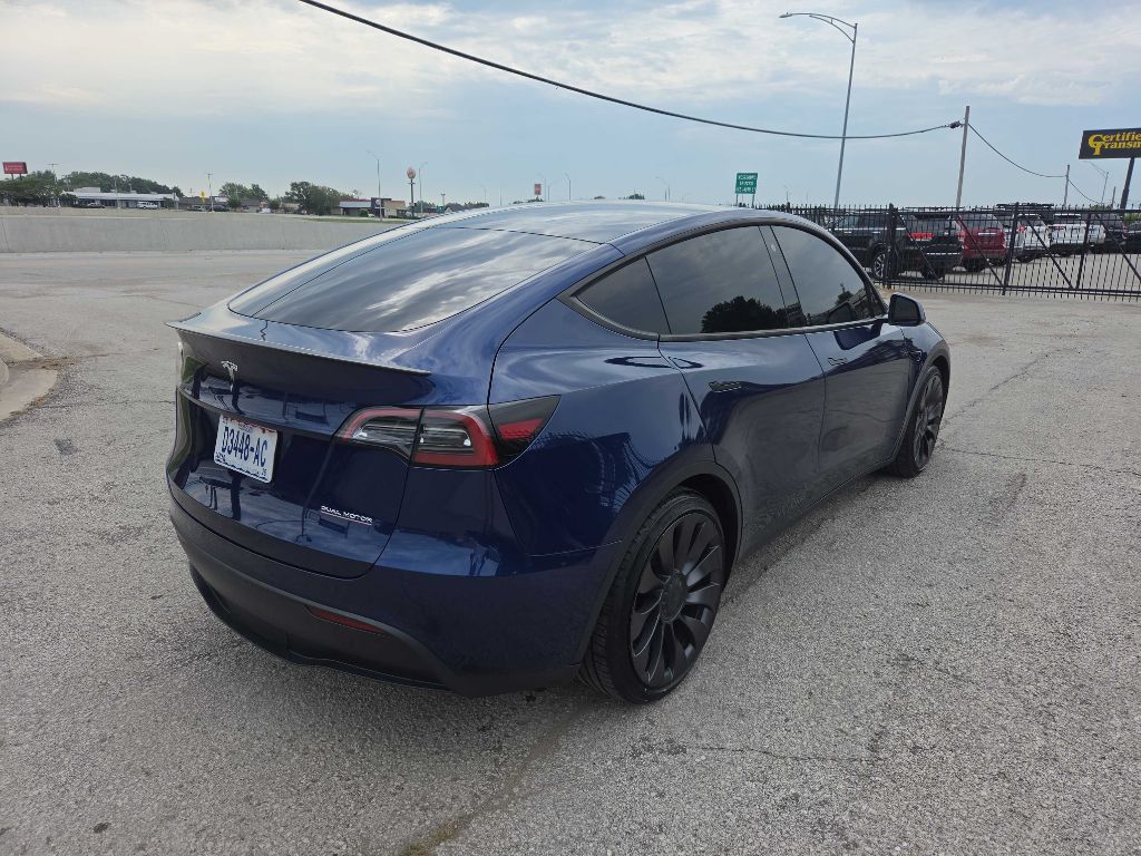 Photo 5 of this TESLA MODEL Y