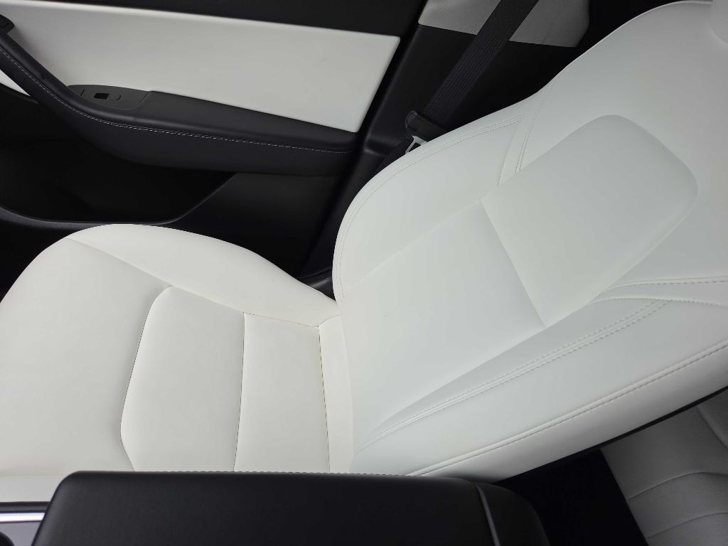 Photo 15 of this TESLA MODEL Y