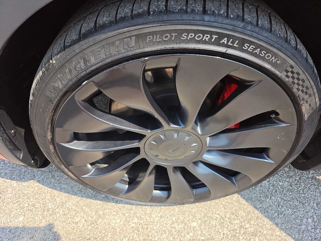 Photo 29 of this TESLA MODEL Y