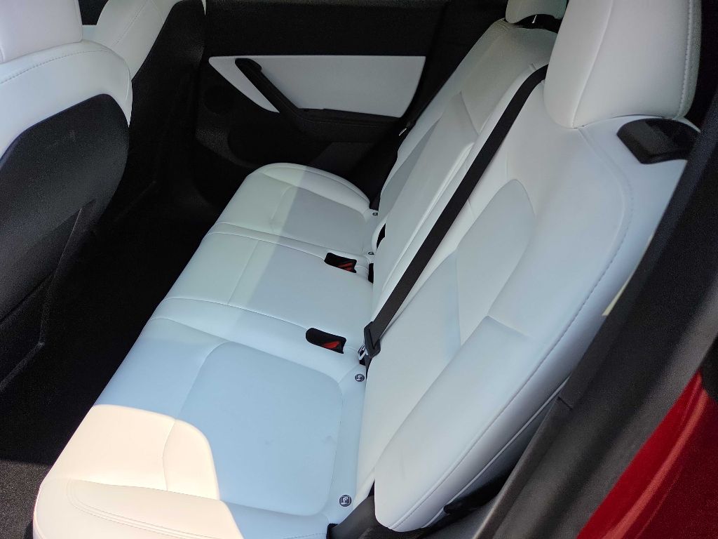 Photo 23 of this TESLA MODEL Y