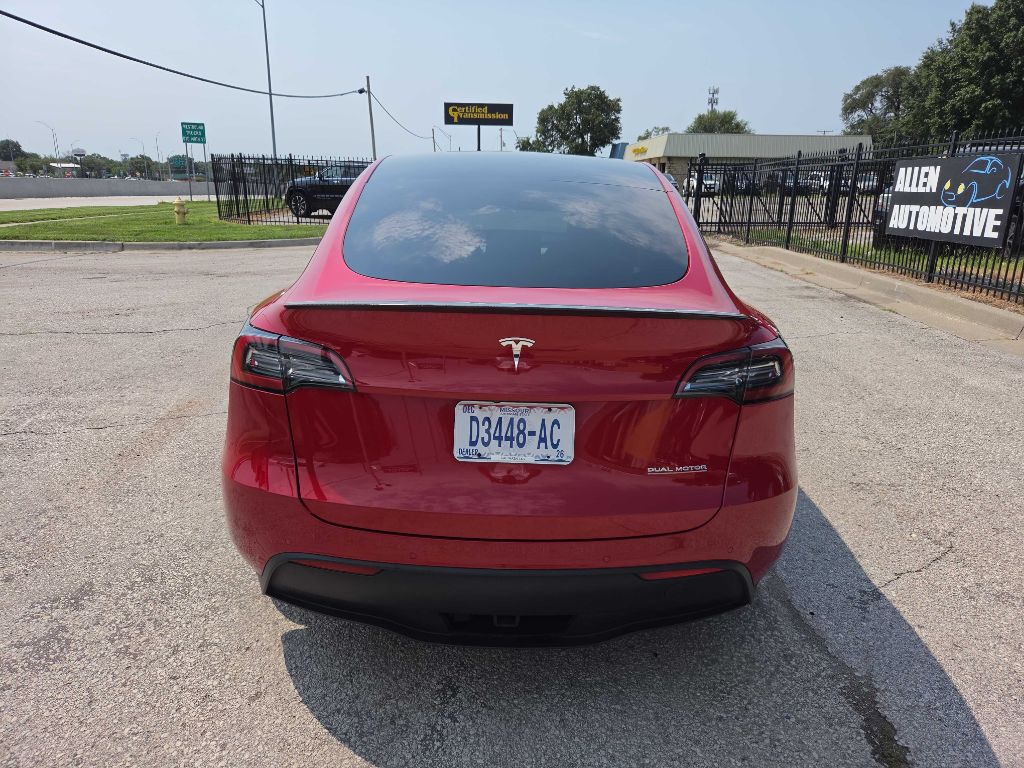 Photo 4 of this TESLA MODEL Y