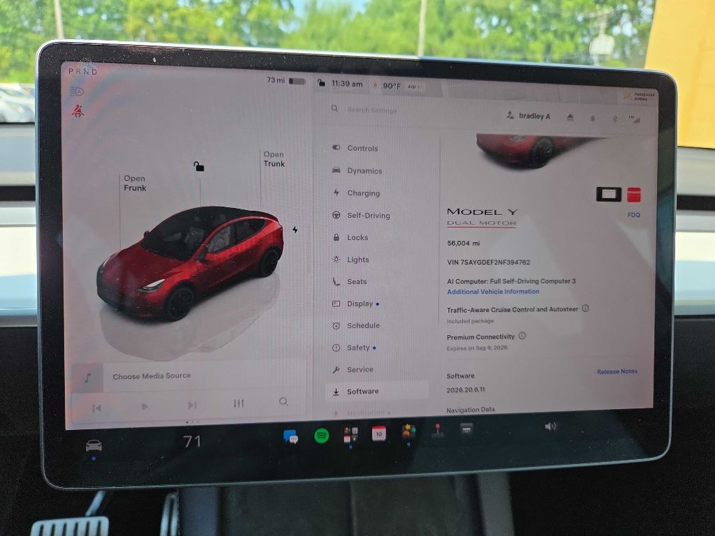 Photo 16 of this TESLA MODEL Y