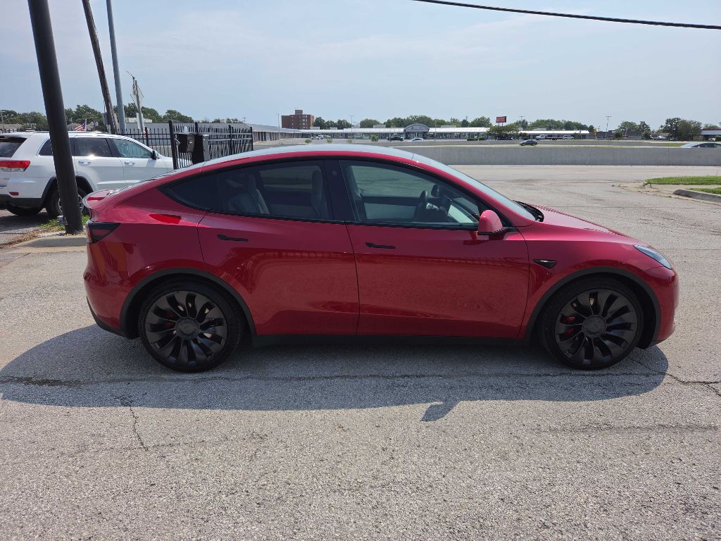 Photo 7 of this TESLA MODEL Y
