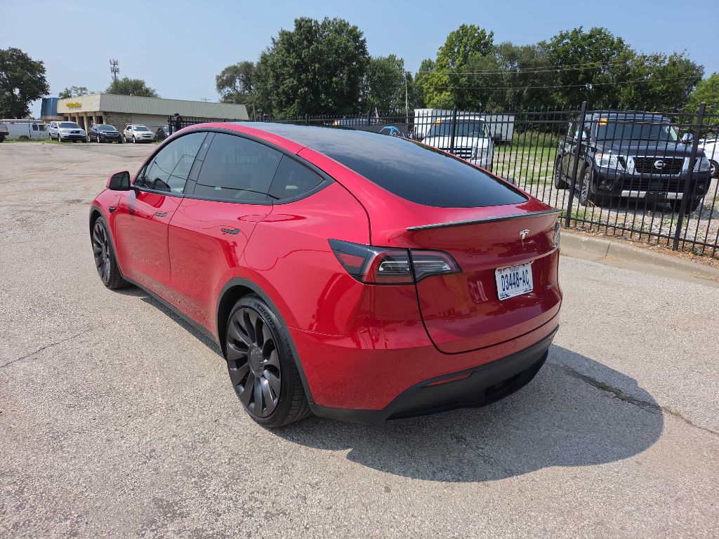 Photo 2 of this TESLA MODEL Y