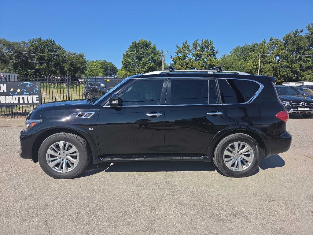 Photo 2 of this INFINITI QX80