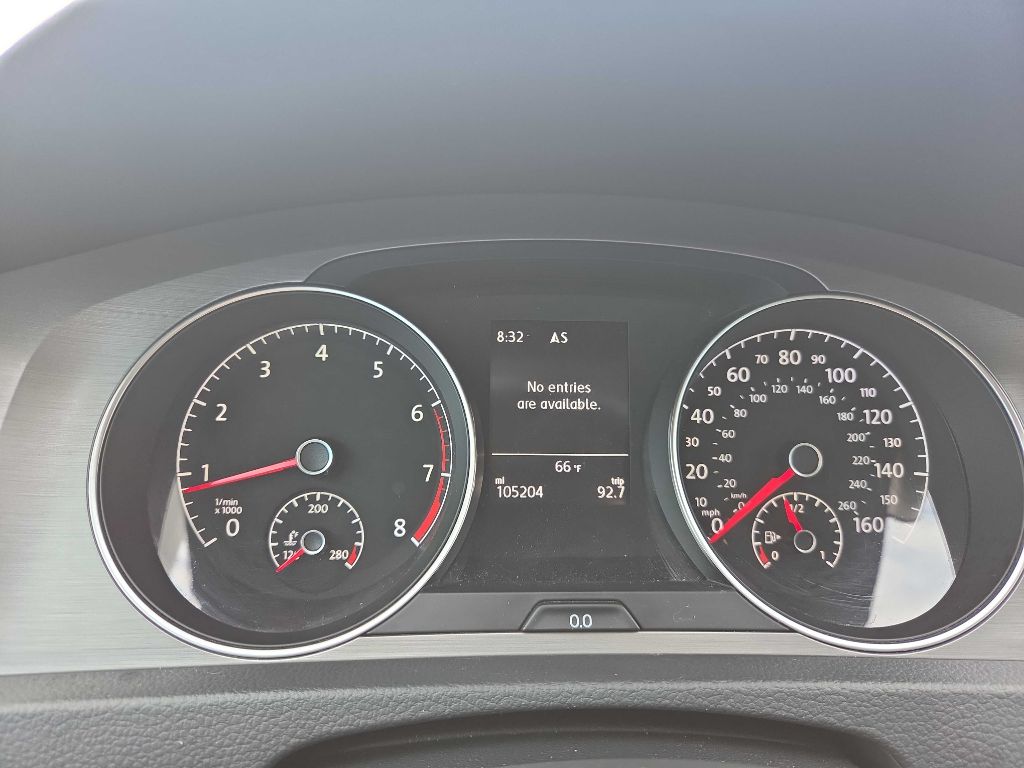 Photo 16 of this VOLKSWAGEN GOLF