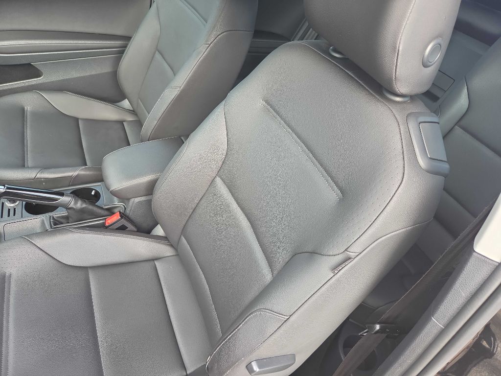 Photo 12 of this VOLKSWAGEN GOLF