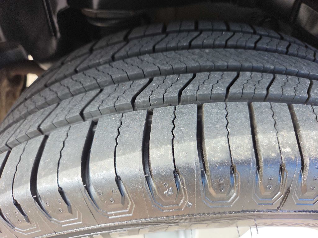 Photo 33 of this SUBARU FORESTER