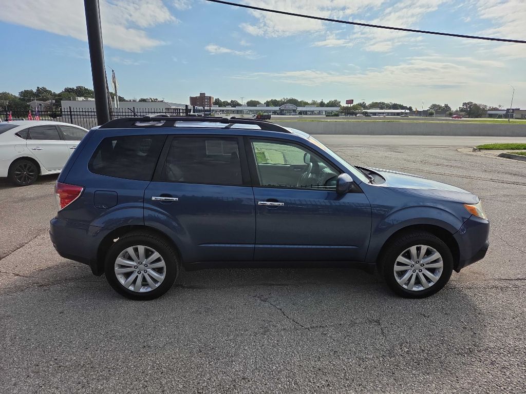 Photo 6 of this SUBARU FORESTER