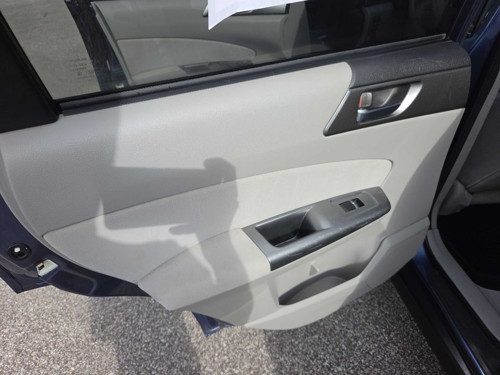 Photo 25 of this SUBARU FORESTER