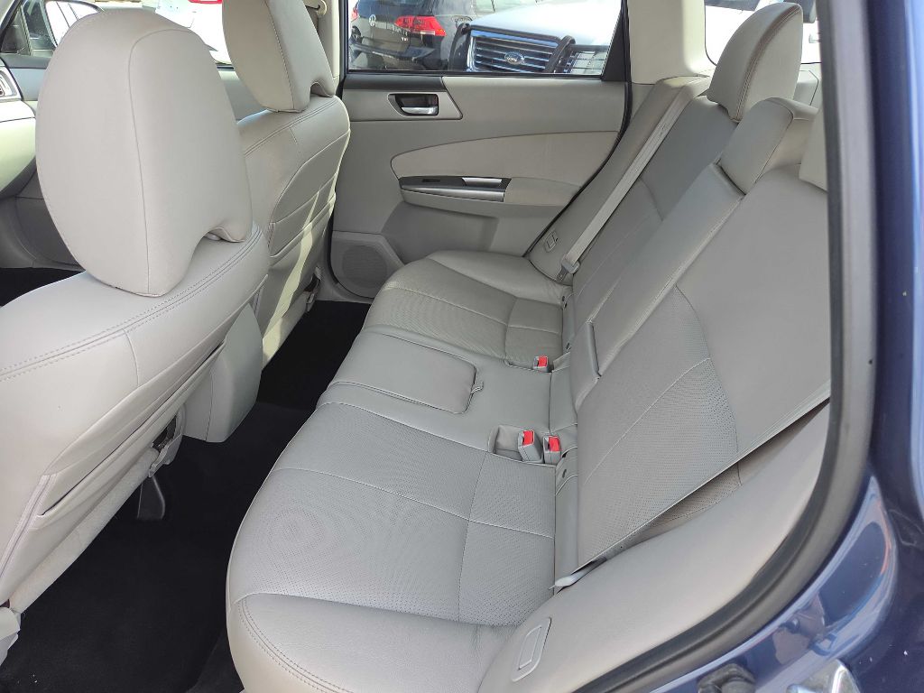 Photo 26 of this SUBARU FORESTER