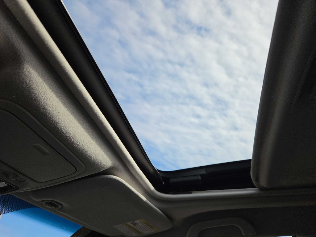 Photo 24 of this SUBARU FORESTER