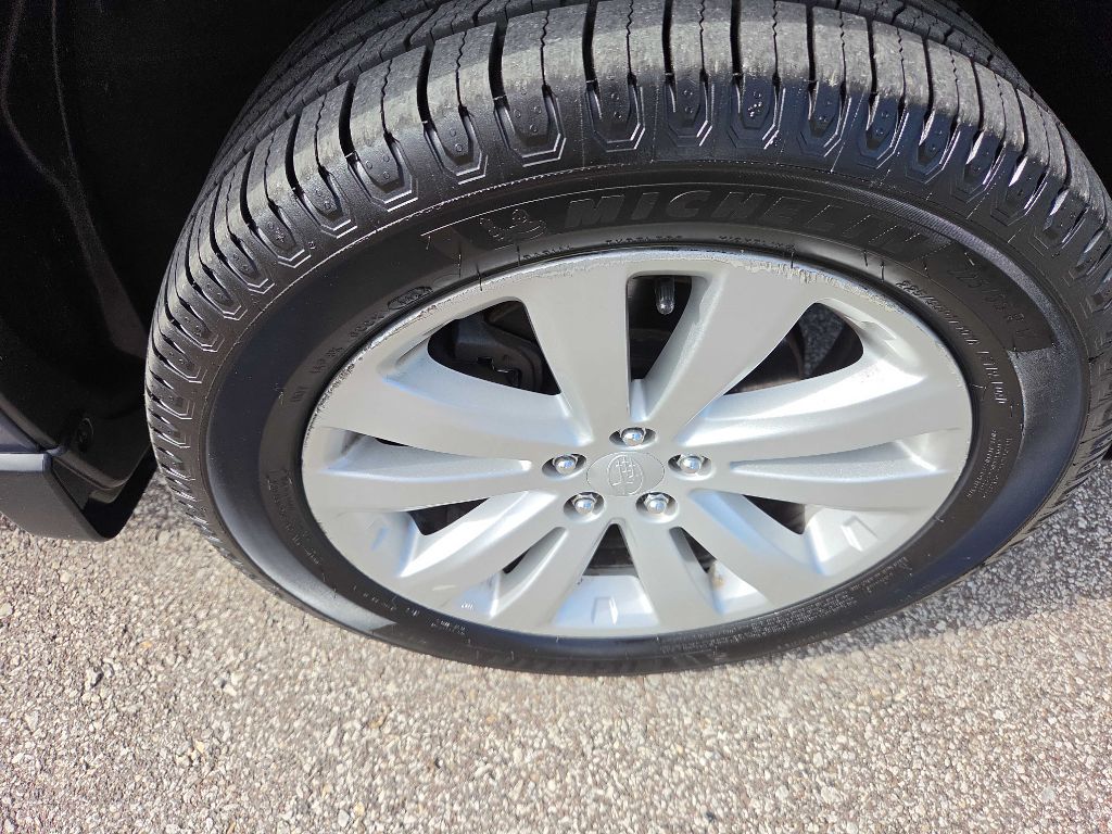 Photo 35 of this SUBARU FORESTER