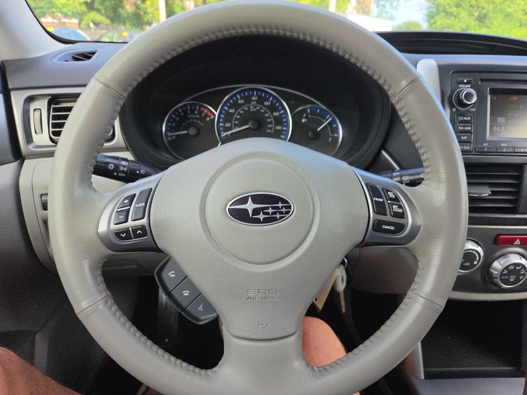 Photo 15 of this SUBARU FORESTER