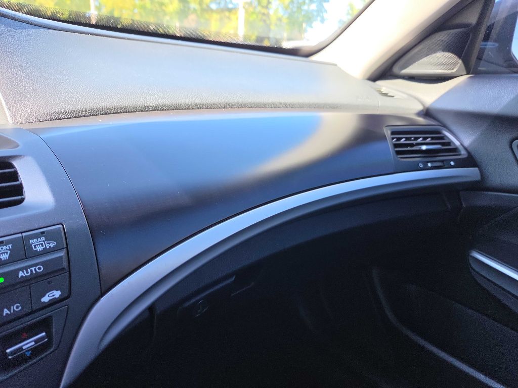 Photo 22 of this HONDA CROSSTOUR