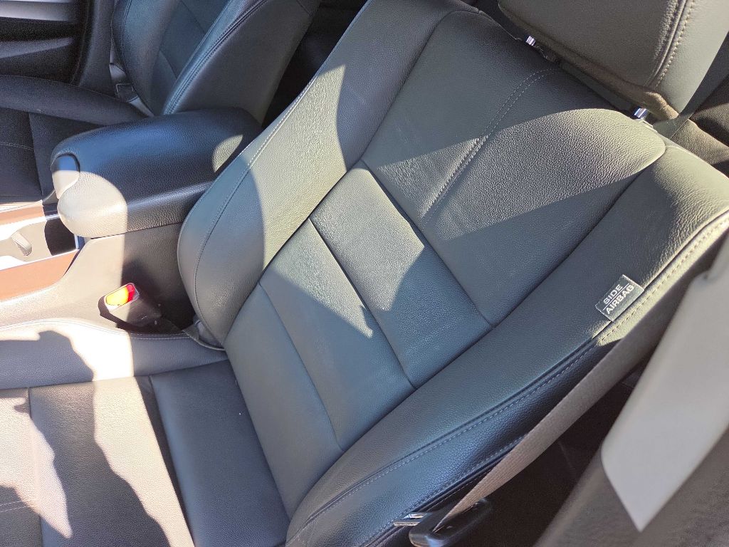 Photo 12 of this HONDA CROSSTOUR