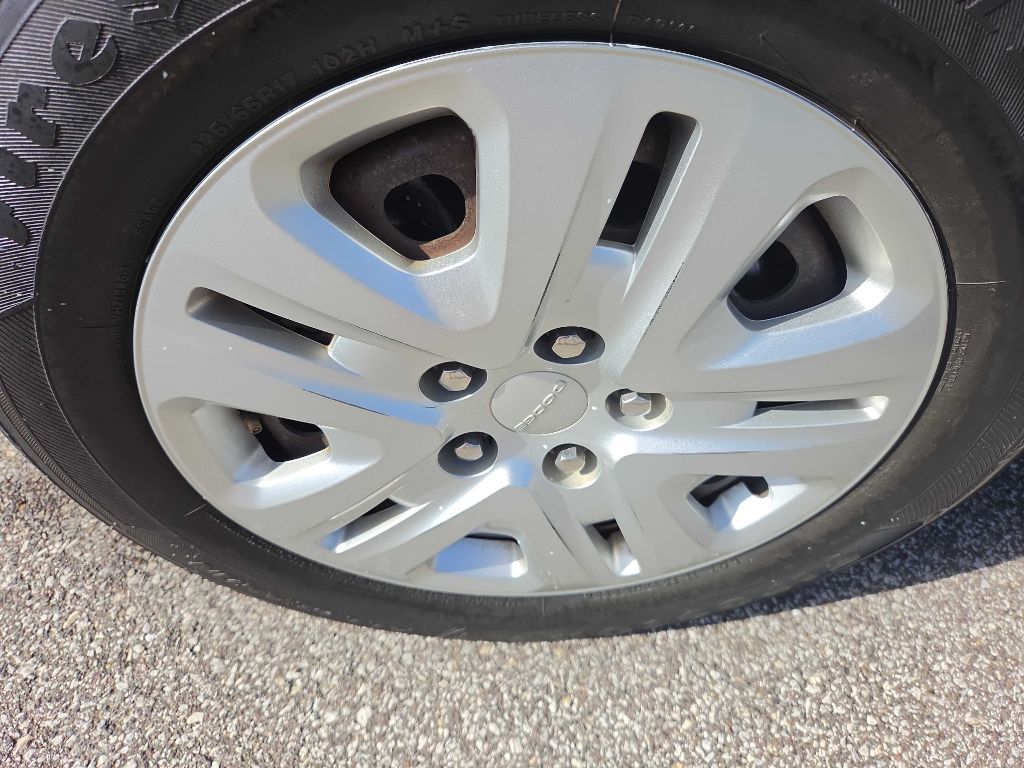 Photo 34 of this DODGE GRAND CARAVAN