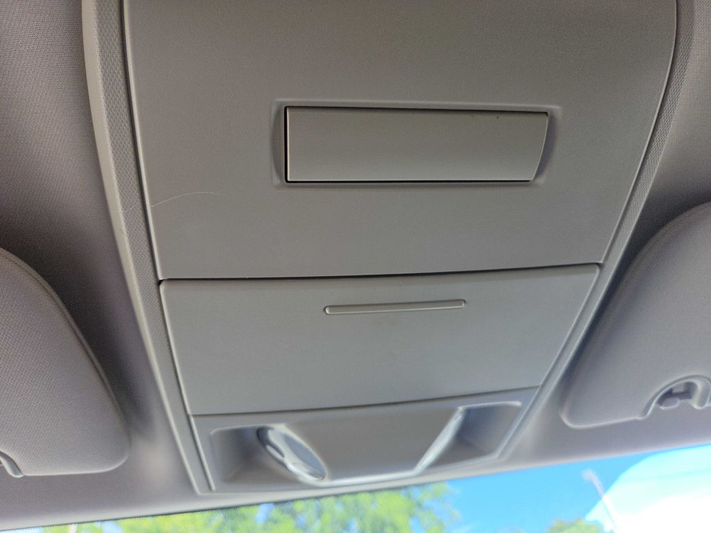 Photo 25 of this DODGE GRAND CARAVAN
