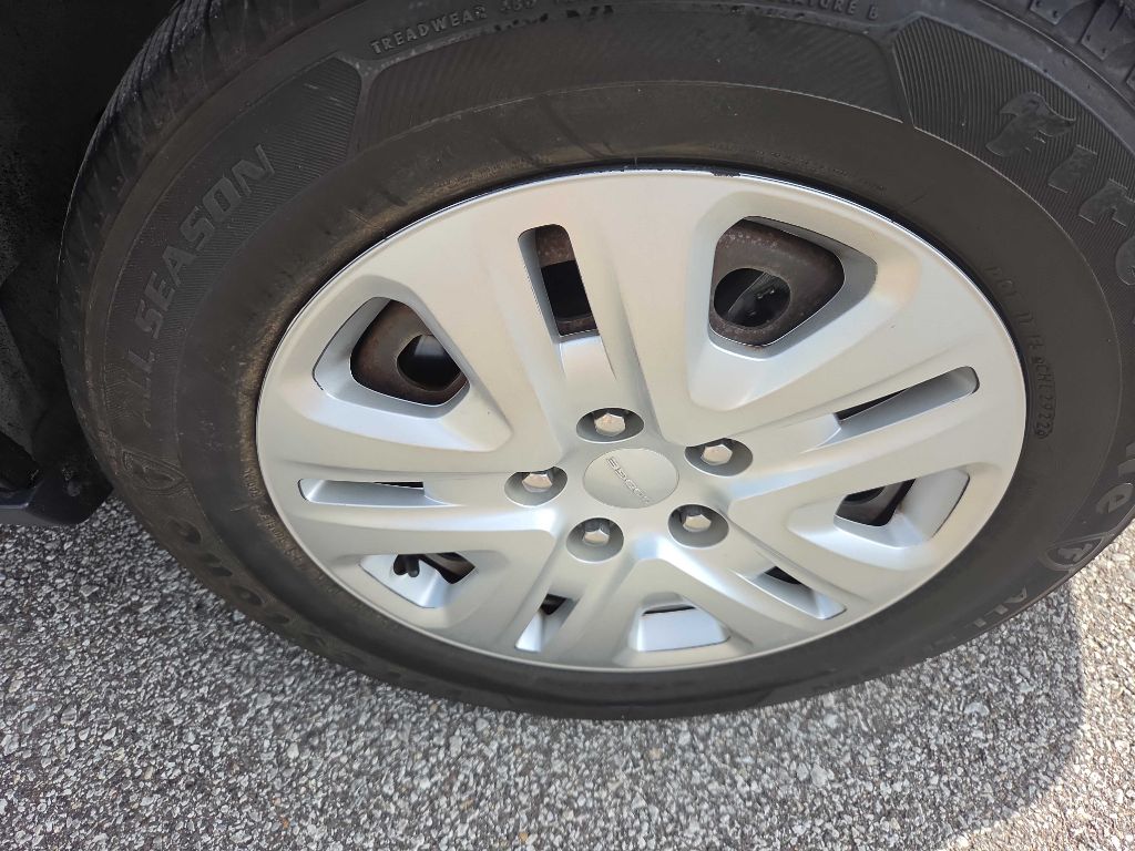 Photo 39 of this DODGE GRAND CARAVAN