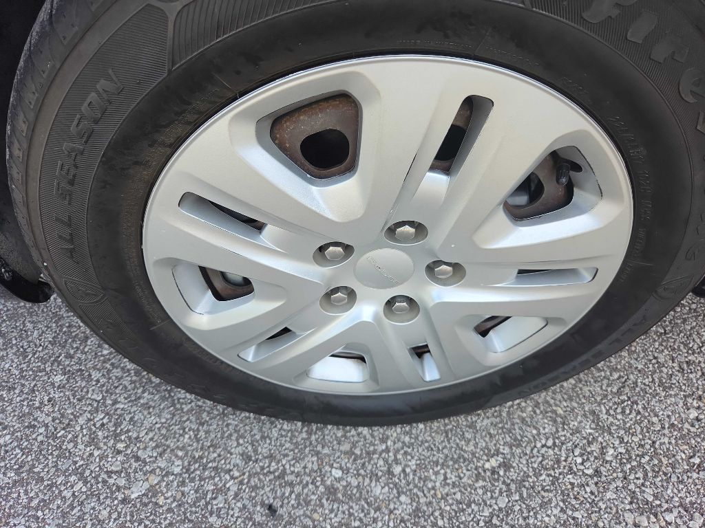 Photo 38 of this DODGE GRAND CARAVAN