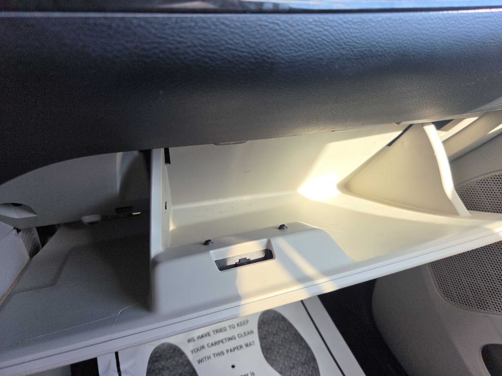 Photo 22 of this DODGE GRAND CARAVAN