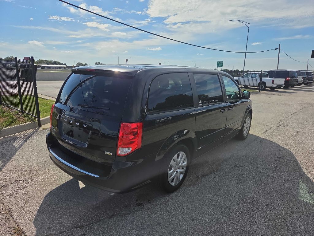 Photo 5 of this DODGE GRAND CARAVAN