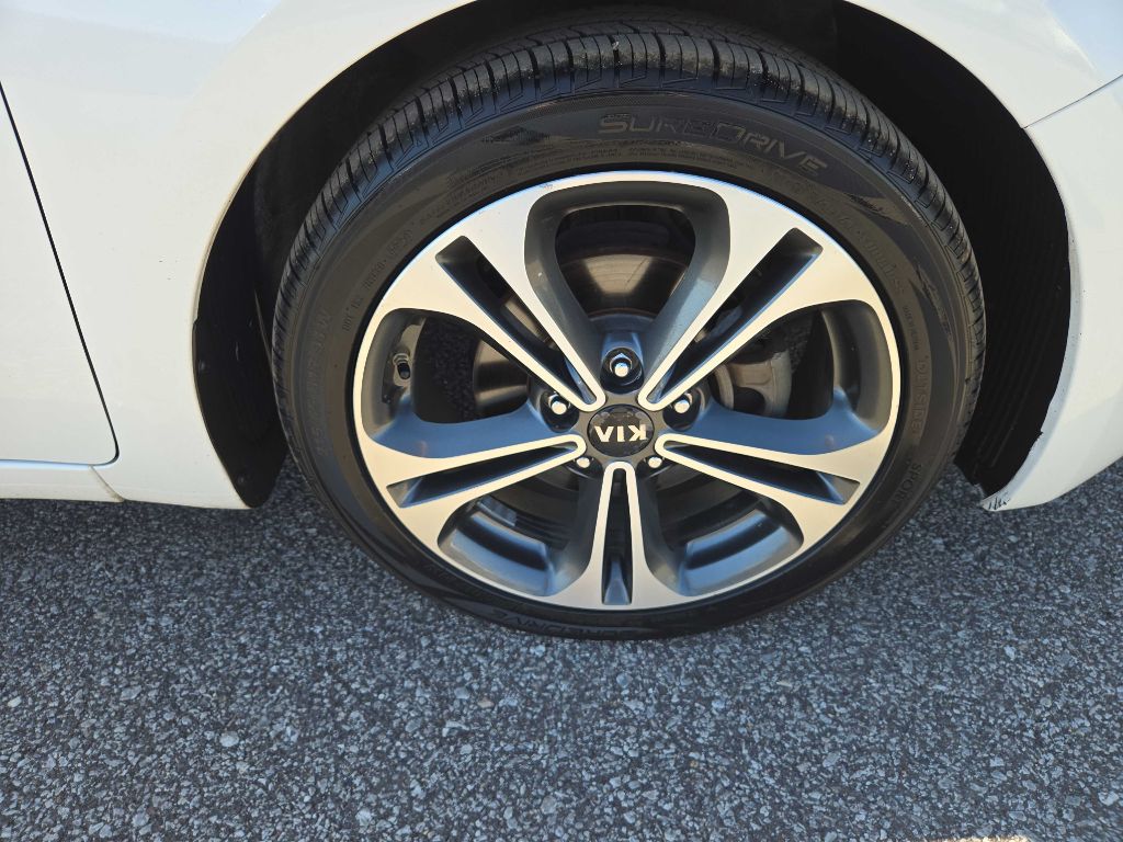 Photo 34 of this KIA FORTE5