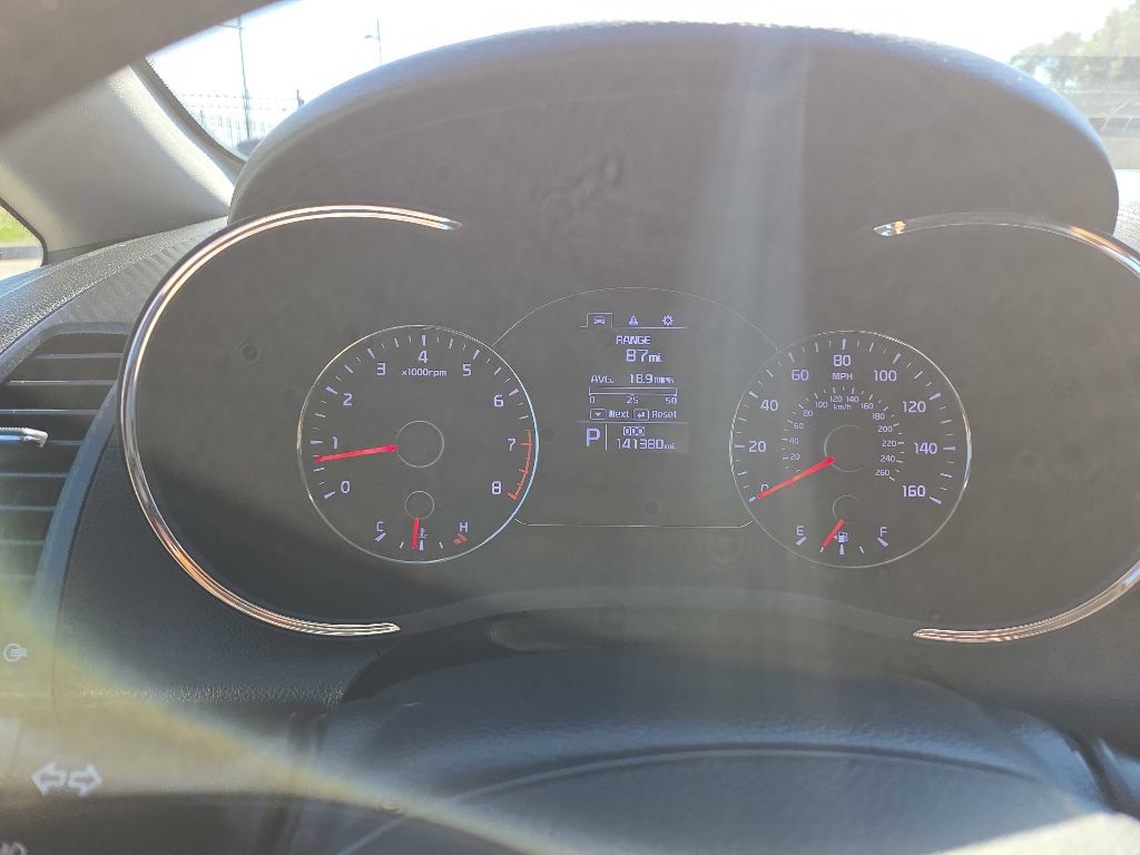 Photo 21 of this KIA FORTE5
