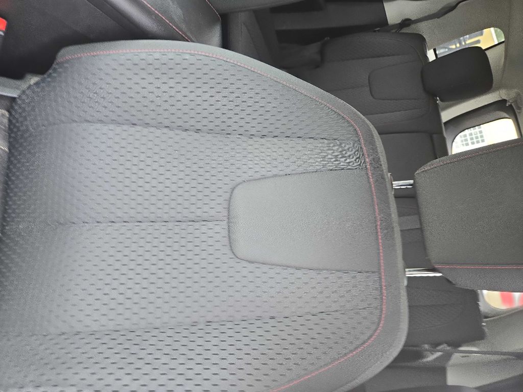 Photo 10 of this GMC TERRAIN